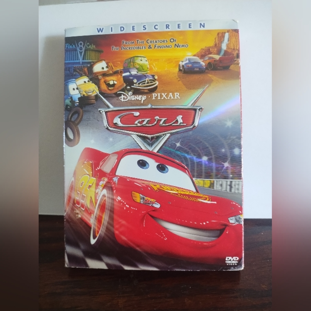 Cars (DVD, 2006) Walt Disney‎ Pictures Pixar Widescreen